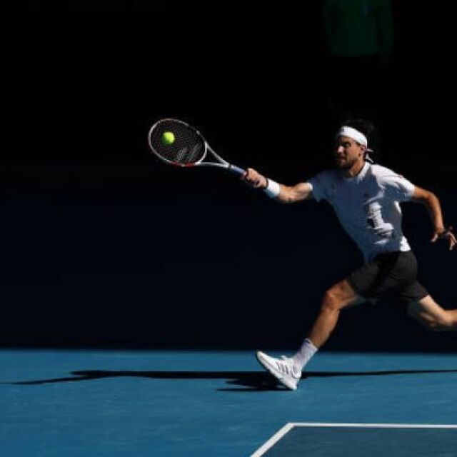 Григор Димитров отнесе световния №3 и продължава напред в Australian Open