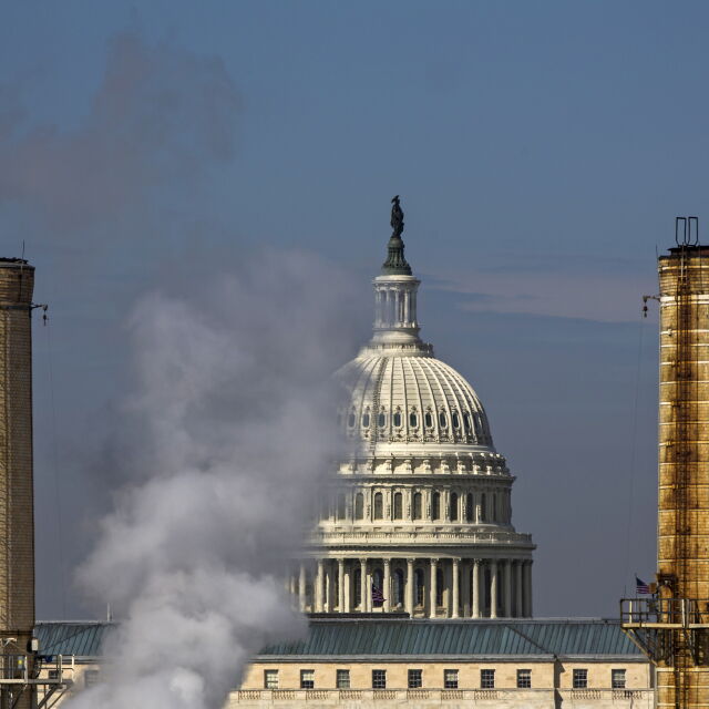 САЩ официално се върнаха към Парижкото споразумение за климата