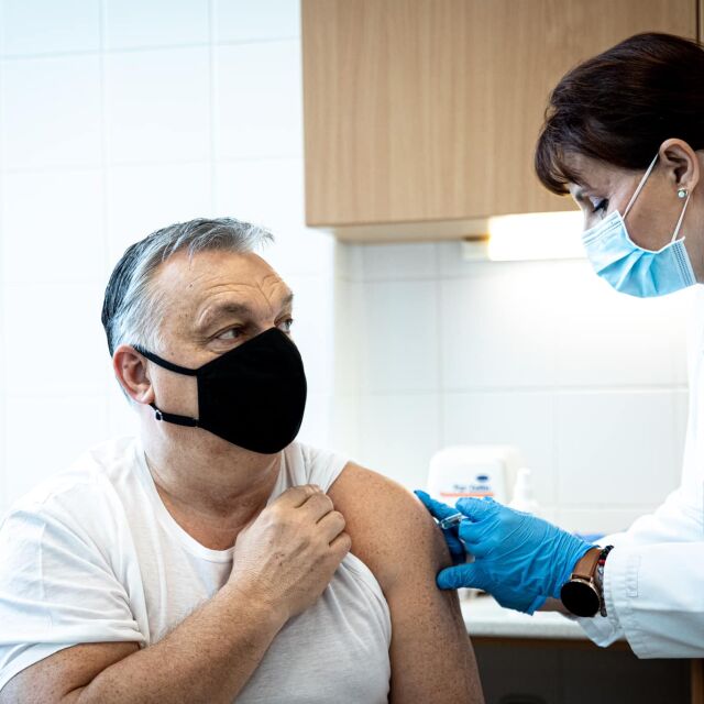 Виктор Орбан се имунизира с китайската ваксина срещу COVID-19 (ВИДЕО)