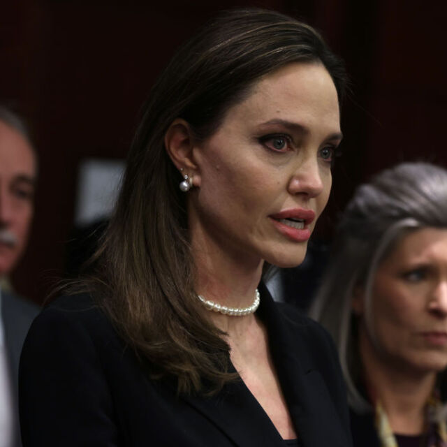 Анджелина Джоли: Домашното насилие започва да се приема за нормално