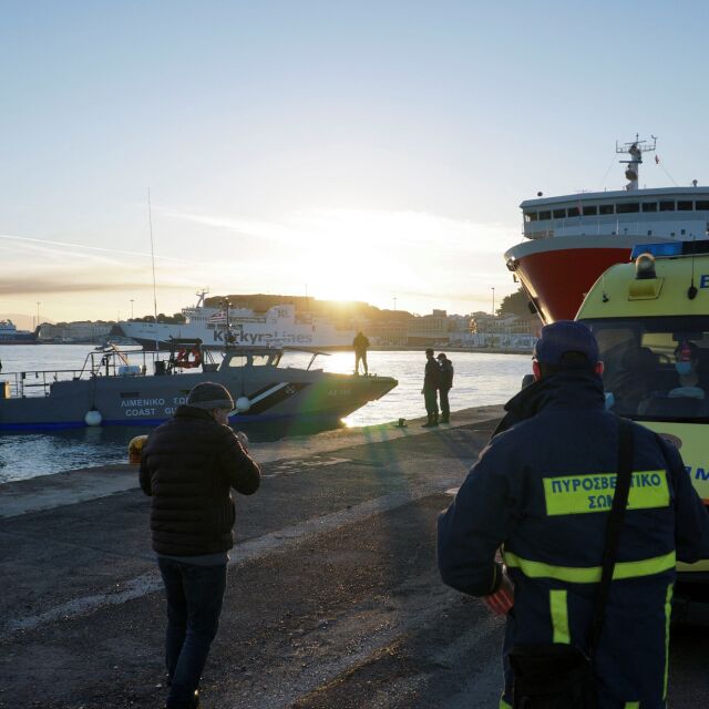Българин е блокиран на борда на горящия ферибот край Гърция (ВИДЕО)
