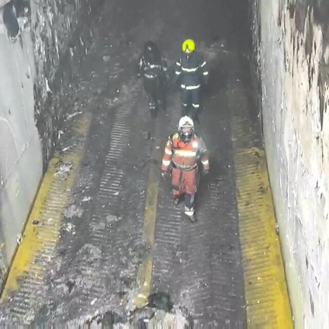 Спасител разказва пред bTV за още две тела на изгорелия ферибот (ОБЗОР)