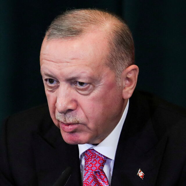 Турция блокира кандидатстването на Швеция и Финландия в НАТО