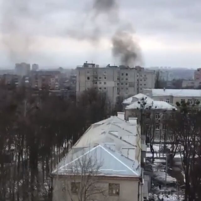 Бомбардировки в Харков, има загинали (ВИДЕО)