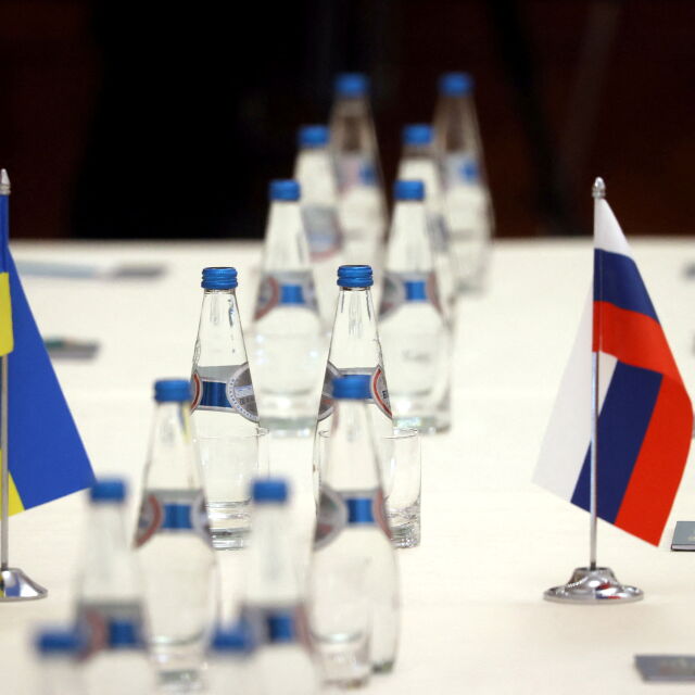 Без напредък: Преговорите между Украйна и Русия продължават утре