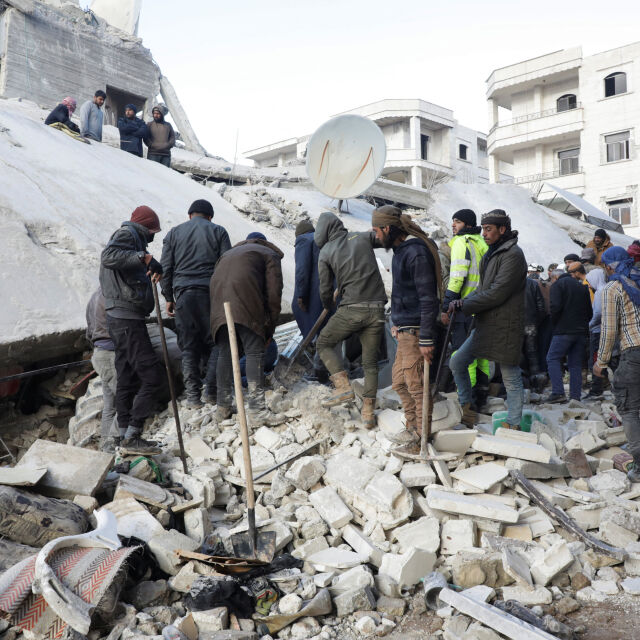 Европа изпраща спасителни екипи в най-засегнатите райони в Турция
