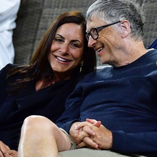 Бил Гейтс с ново гадже, но не бърза да я запознава с децата си