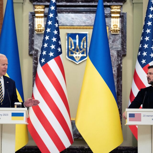 Байдън и Зеленски разговаряха в Киев под звука на сирени за въздушна тревога