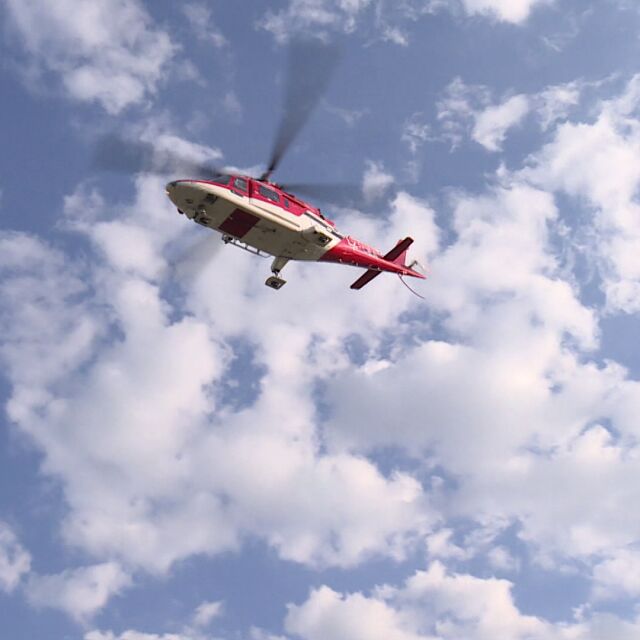Помощта по въздуха: България взима два хеликоптера на лизинг