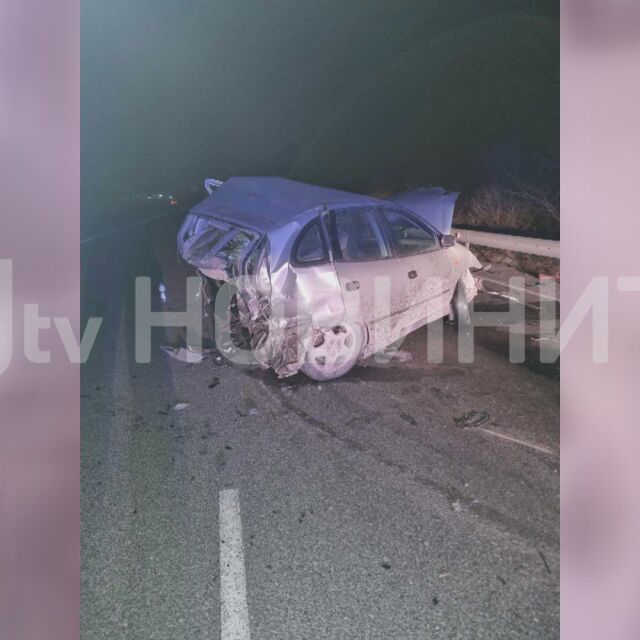 Тежка катастрофа: Пиян шофьор помете кола, има загинал (СНИМКИ)