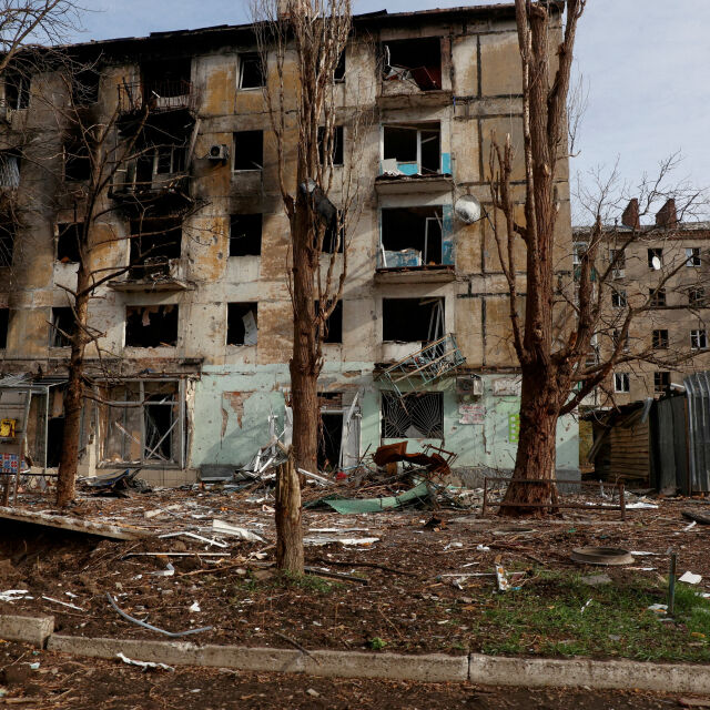 "Врагът напредва върху труповете на войниците си": Пет украински линии, които Русия се бори да пробие