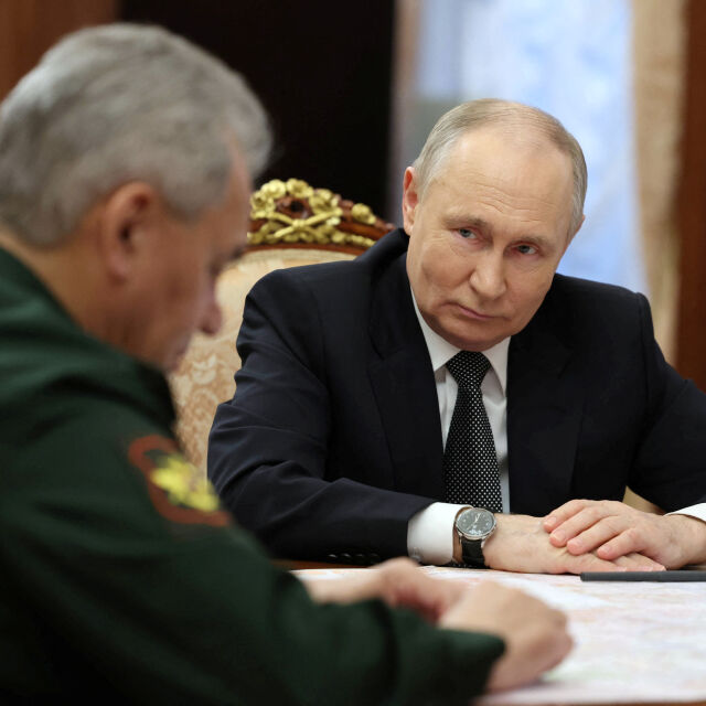 Владимир Путин смени Сергей Шойгу с цивилен икономист