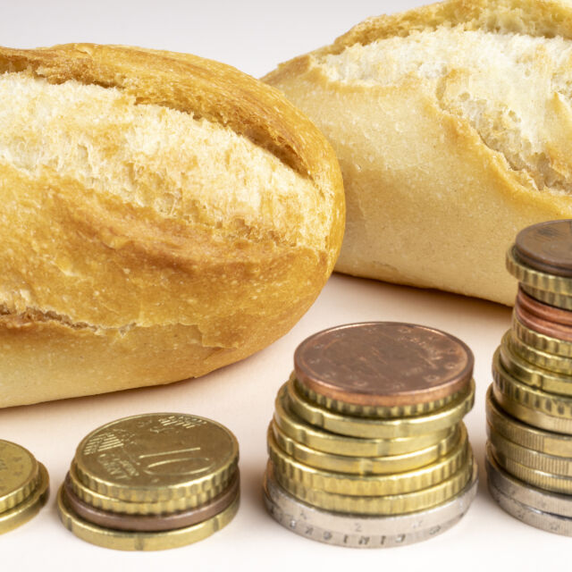 "От 0,96 лв. до 6,41 лв.": В коя европейска страна можете да си купите най-евтиния хляб?