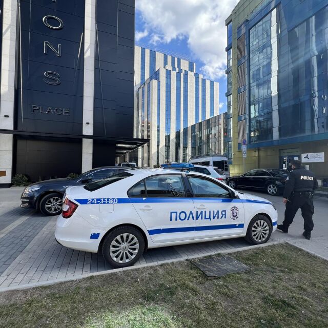 Спецоперация се провежда в офиси, свързани с Алексей Петров (СНИМКИ)