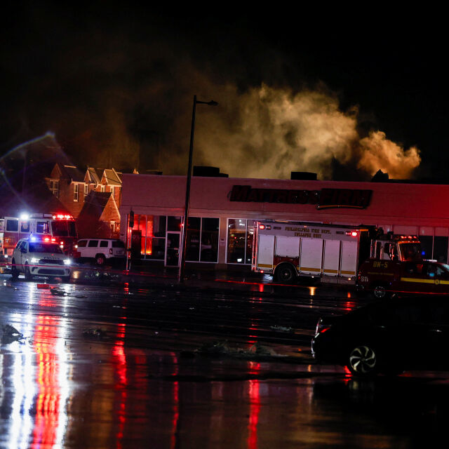  Медицински аероплан с дете пациент се разруши във Филаделфия (СНИМКИ и ВИДЕО) 