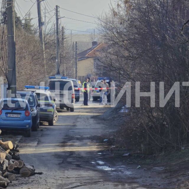 Откриха убити две деца във Вакарел: Подозират майката (СНИМКИ + ВИДЕО)