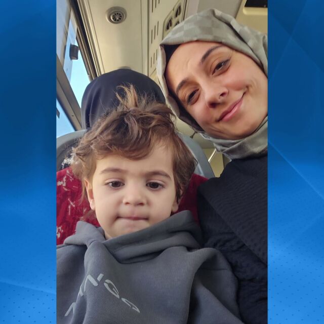  „ Означава вяра “: Как живеят Нежля и Умуд, роден часове след 7,8 по Рихтер в Турция 