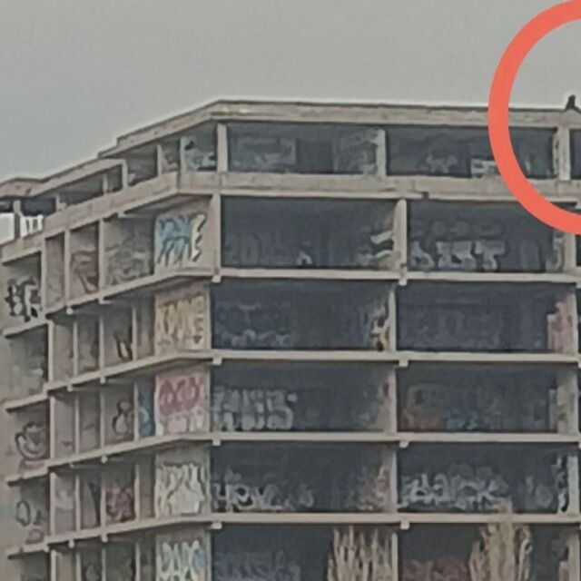  Опасни селфита на зарязан градеж в София 