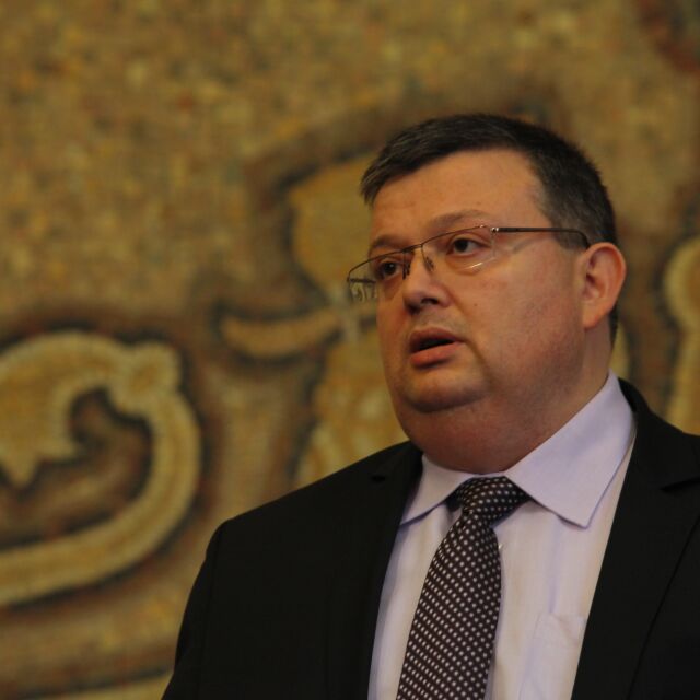 Сотир Цацаров предлага депутатите за обсъдят твърденията на Бойко Рашков за СРС-тата