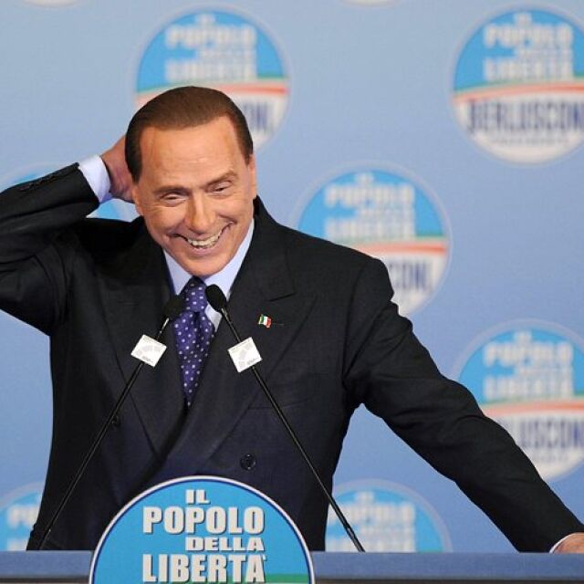Берлускони издържал 10 неизвестни за прокуратурата жени, заяви счетоводителят му