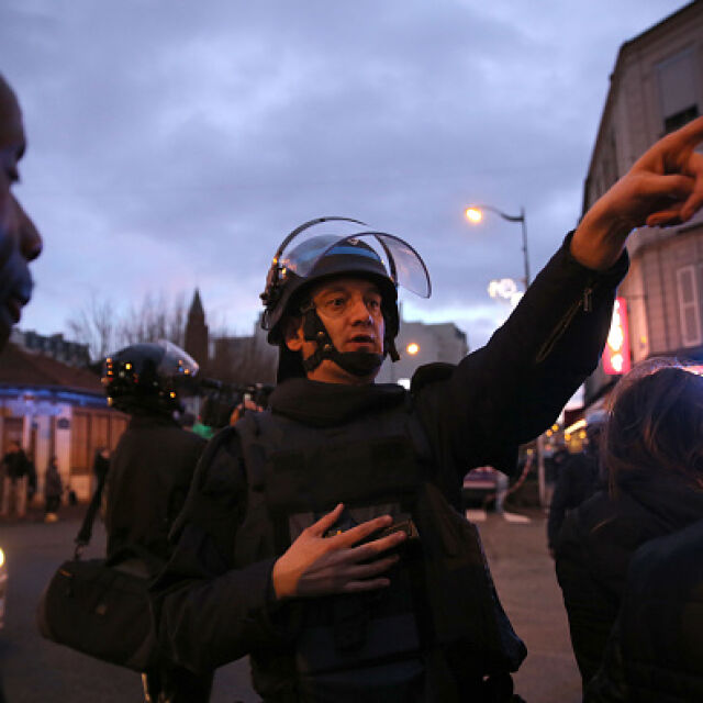 Напрегнатите часове по време на заложническата драма в Париж