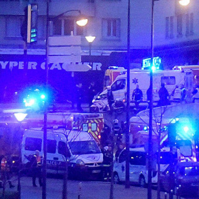 15 заложници са били спасени от супермаркета в Париж