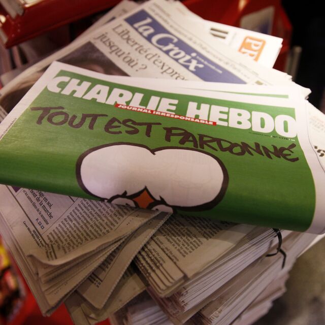 Близо половината французи са против карикатурите на пророка Мохамед