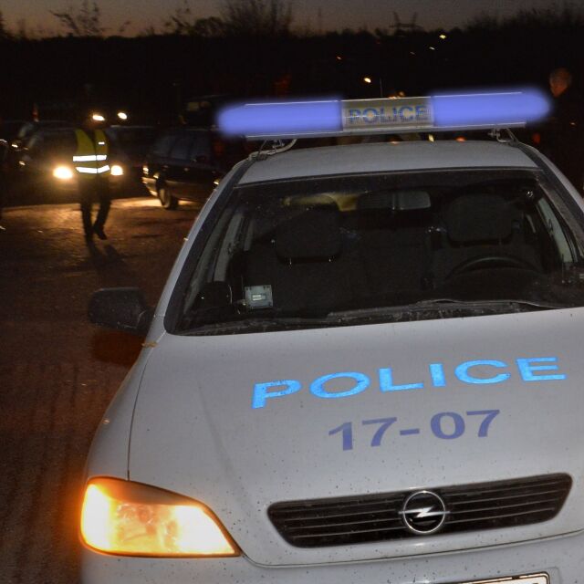 Шофьор без книжка блъсна полицай в Русе