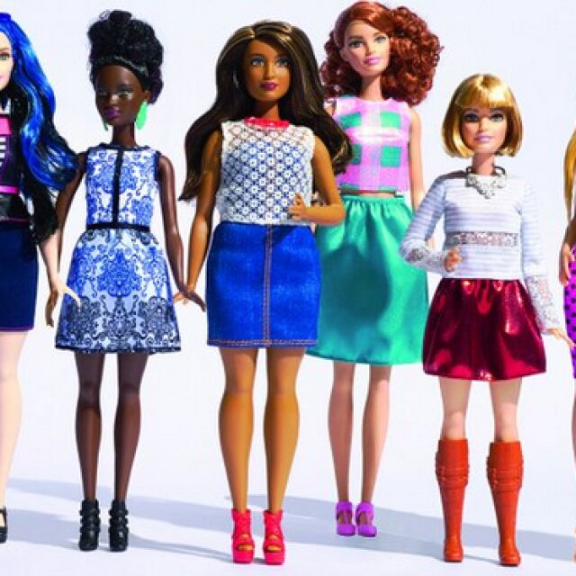 Феминистите ликуват: Барби вече в три варианта – закръглена, източена и миньонче