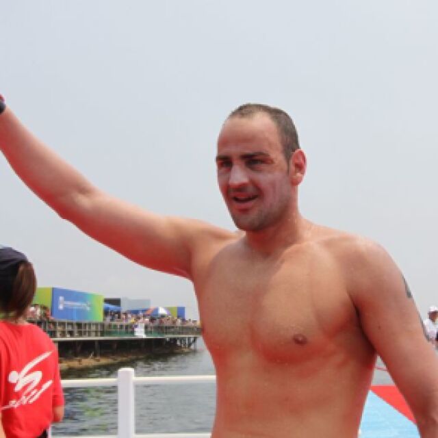 Петър Стойчев с рекорд и титла на световното по плуване в ледени води (ГАЛЕРИЯ и ВИДЕО)