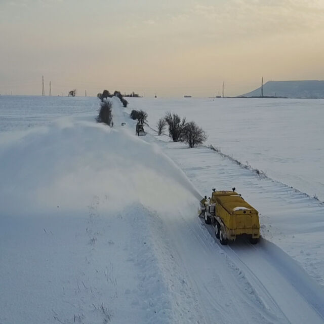 България се готви за нова снежна вълна (ОБЗОР)