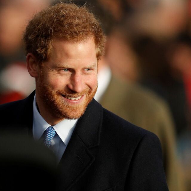 Принц Хари се върна във Великобритания сам за погребението на дядо си