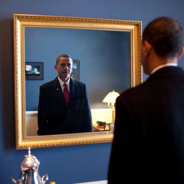 Двата мандата на Барак Обама в снимки (ГАЛЕРИЯ)