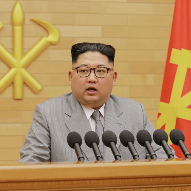 Северна Корея отваря комуникационен канал с Южна Корея