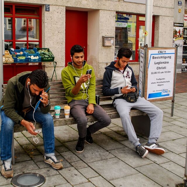 Германско изследване: Притокът на млади мъже мигранти е довел до ръст в престъпленията