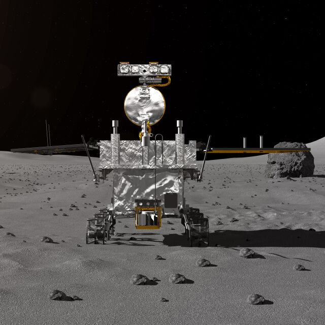 "Чанъе-4" изпрати панорамни снимки от обратната страна на Луната