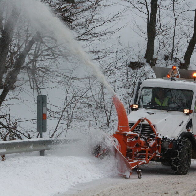 На прага на зимата: 335 снегорина ще почистват улиците в София 
