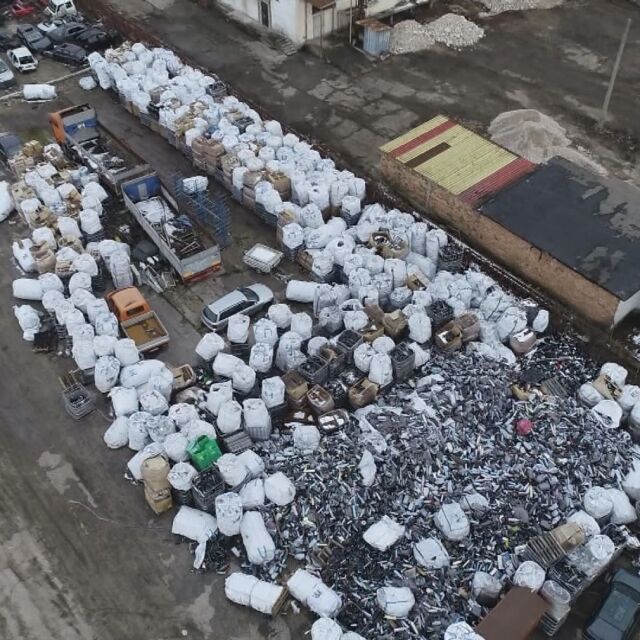 "За Земята":  Новата наредба за отпадъците е кризисен пиар