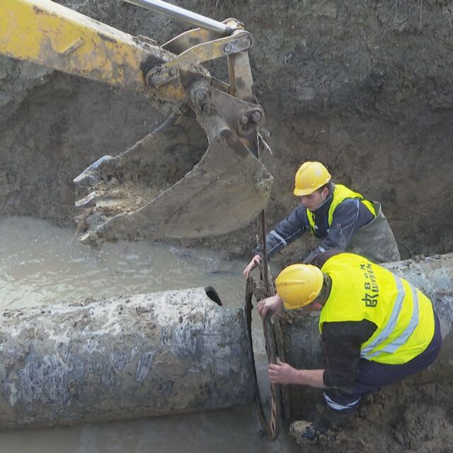 Водната криза в Шуменско: При тежки условия продължава ремонтът на водопровода 