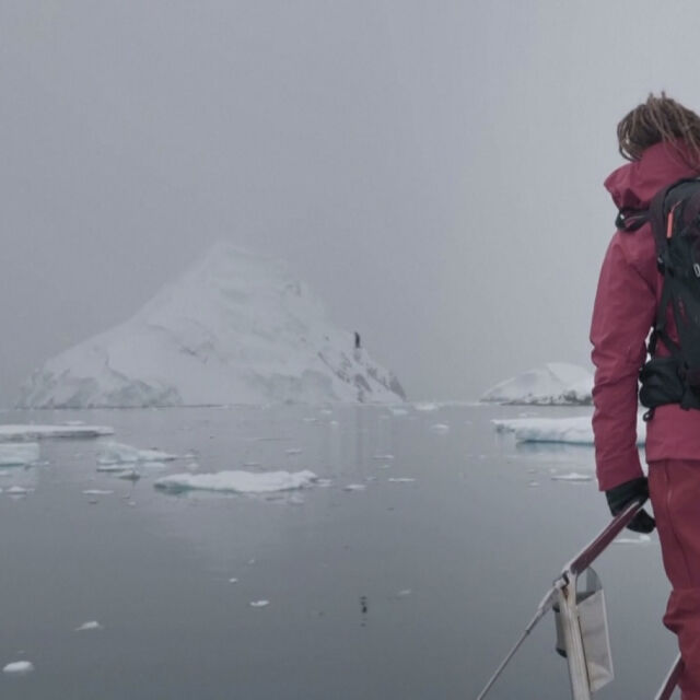 Авантюристи се отправиха към Антарктика… за да карат ски