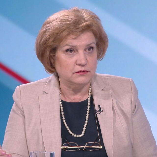 Менда Стоянова: НС даде мандат за влизане в еврозоната само при курс 1,95583 лева за евро