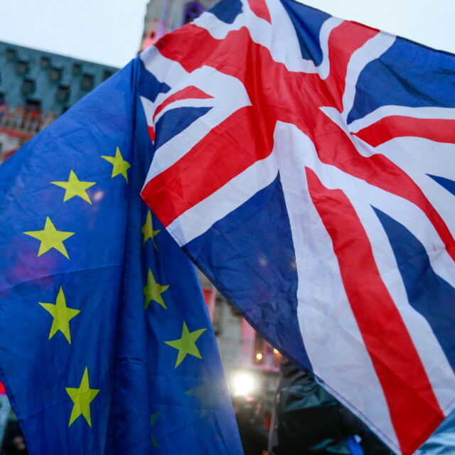 Пет дни преди Брекзит: ЕС и Великобритания публикуваха пълния текст на търговското споразумение