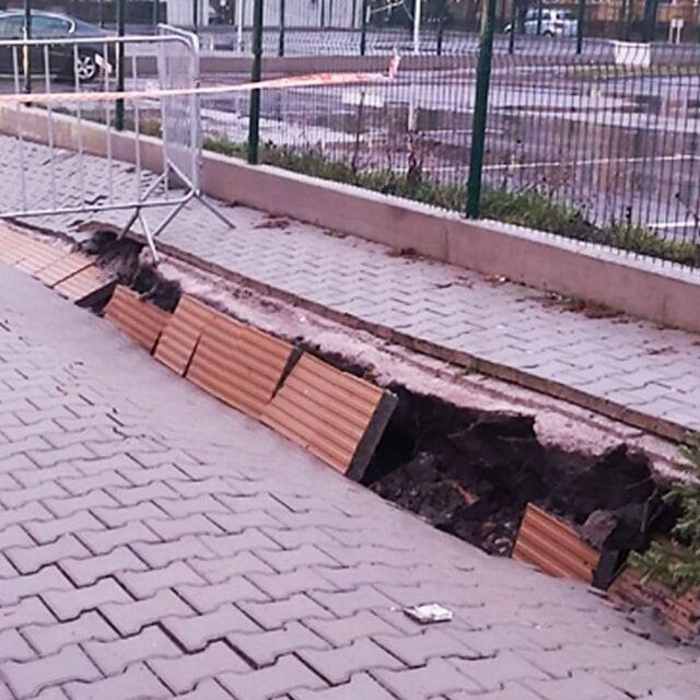 Видими резултати от дъжда: Нов тротоар над метростанция пропадна в София