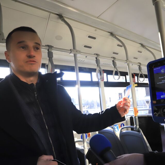 Валидаторите в градския транспорт на София ще заработят до края на месеца