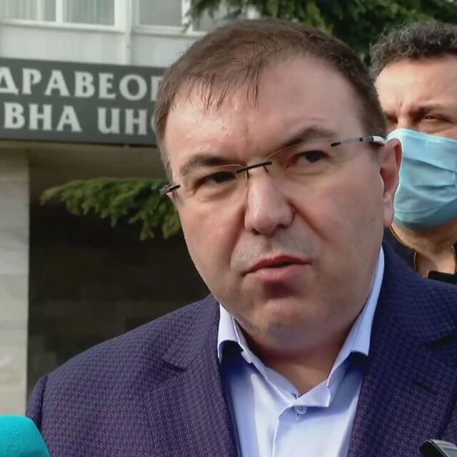 Ангелов: Не се налага промяна в мерките заради новия вариант на вируса