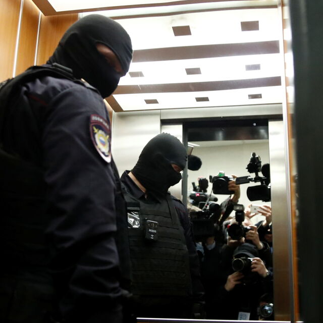Руската полиция претърси апартаменти и офис на Навални 