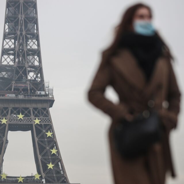 Във Франция COVID мерките отпадат въпреки многото заразени всеки ден