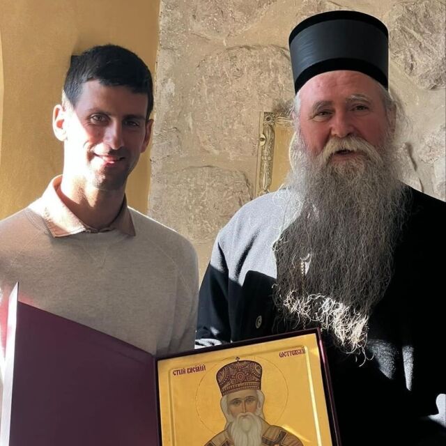 Ноле на манастир, при митрополит и на маса в Черна гора (ВИДЕО)