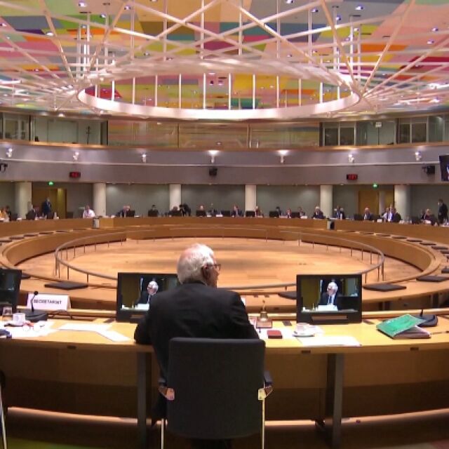 Външните министри от ЕС обсъждат нарастващото напрежение с кризата с Украйна 