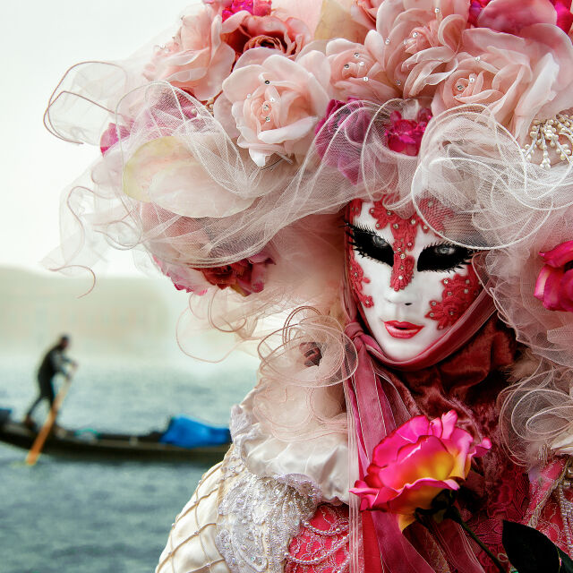 Искате да участвате в Карнавала във Венеция? Пригответе поне 1000 евро